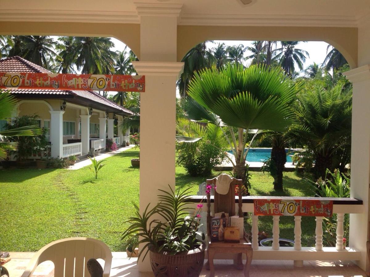 Palm Gardens Resort, Bang Saphan Exterior photo