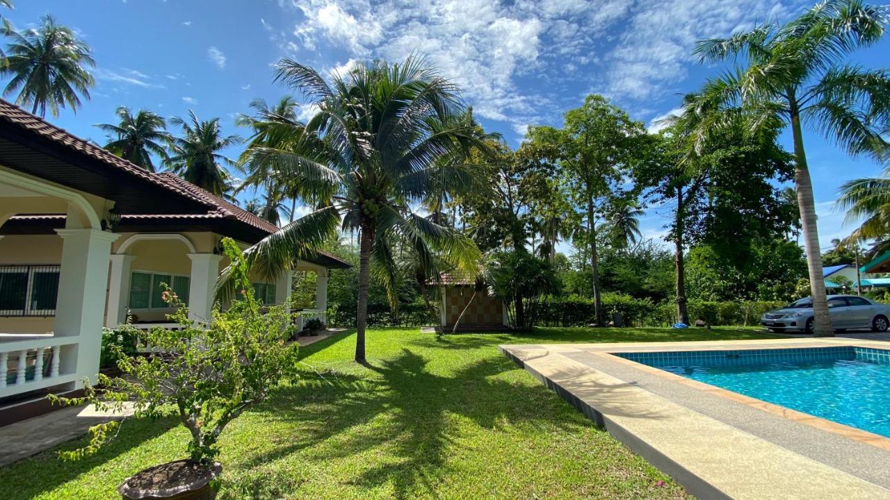 Palm Gardens Resort, Bang Saphan Exterior photo